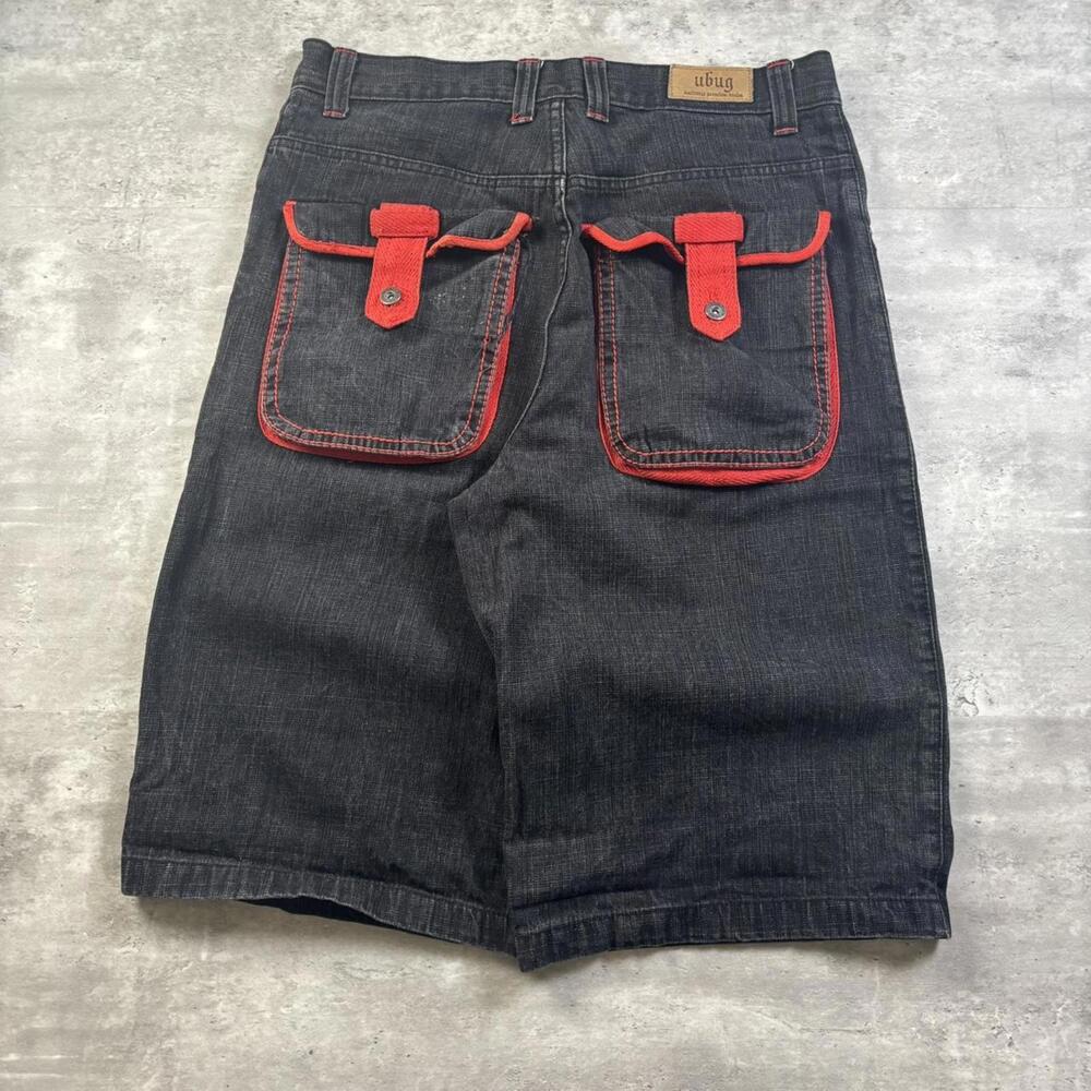 Vintage Y2K Ubug Baggy Black and Red Skater Jorts